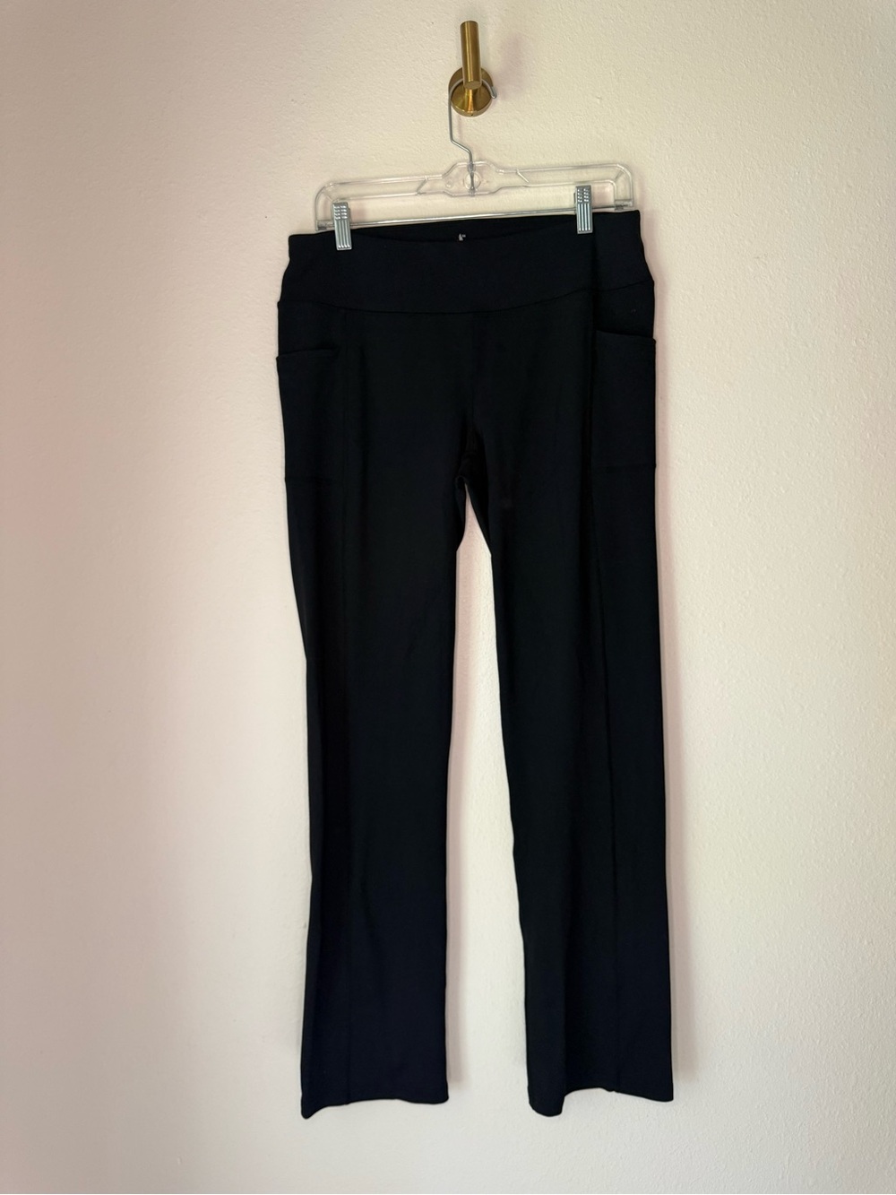 Skechers GO WALK Women’s size Large Tall Black Bootcut Yoga Pants 31” Inseam